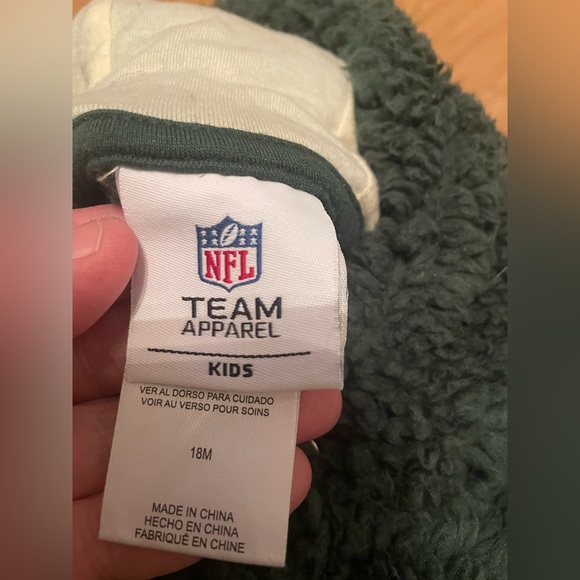 NFL apparel 18 months Green Bay Packers fuzzy fleece zip up sleeper - Picture 11 of 16